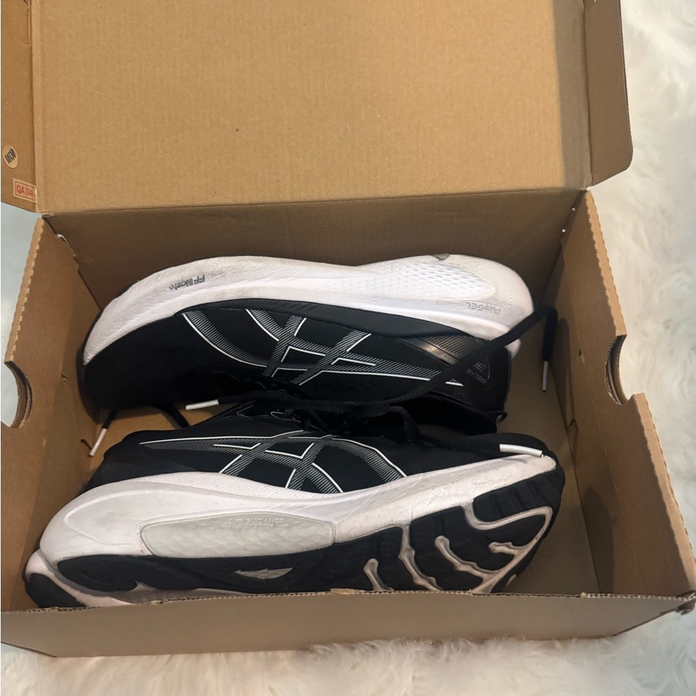 Asics Gel-Kayano 30 Black Running Shoes Size 8